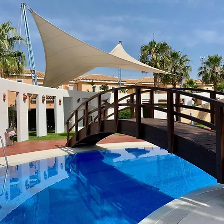 Bahari Marinas - Tu Duplex Con Jardin Privado! Apartamento *