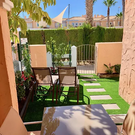 Apartamento Bahari Marinas - Tu Duplex Con Jardin Privado! *